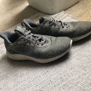 Adidas Alphabounce men’s size 8